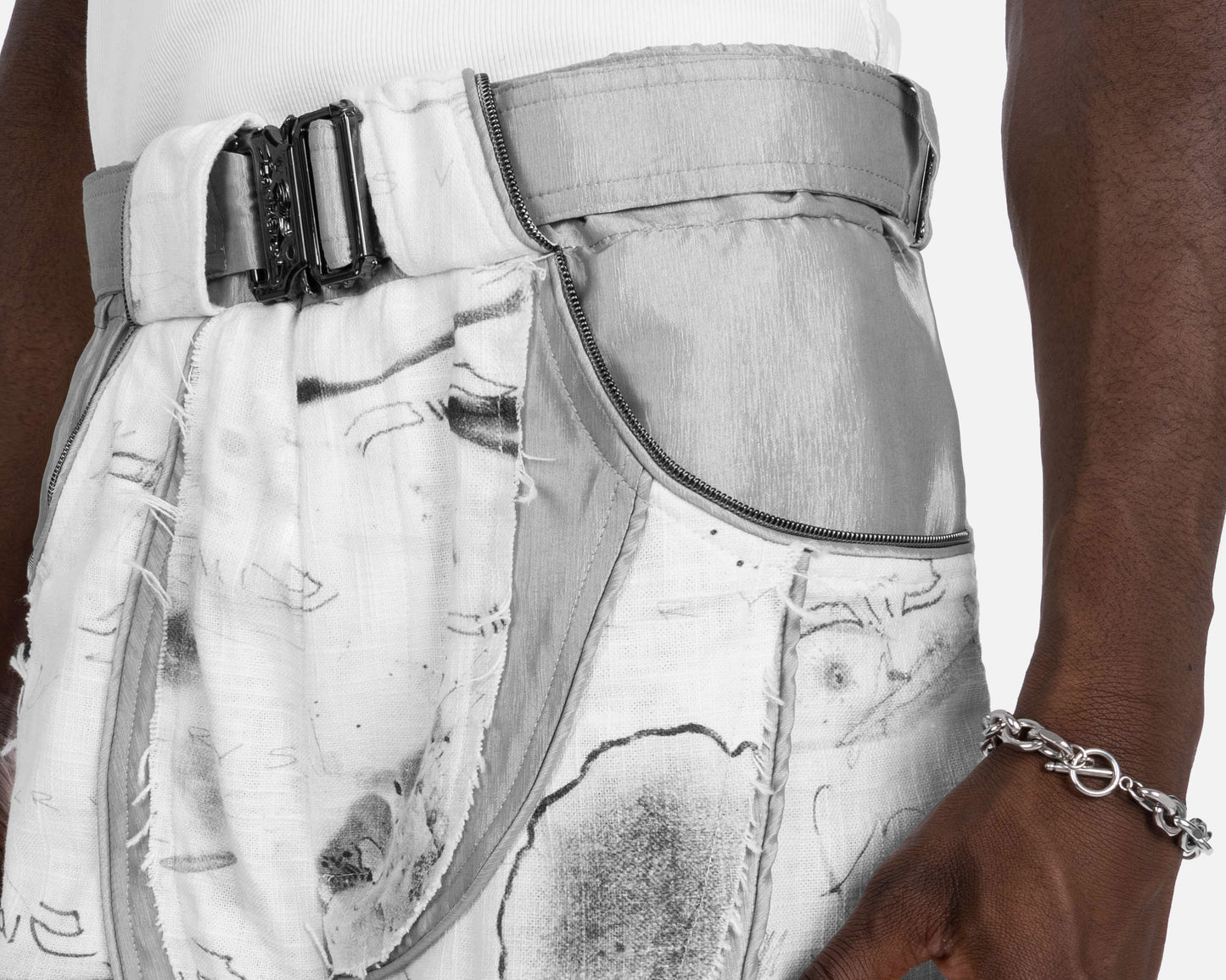 EURO SHORTS STAINS