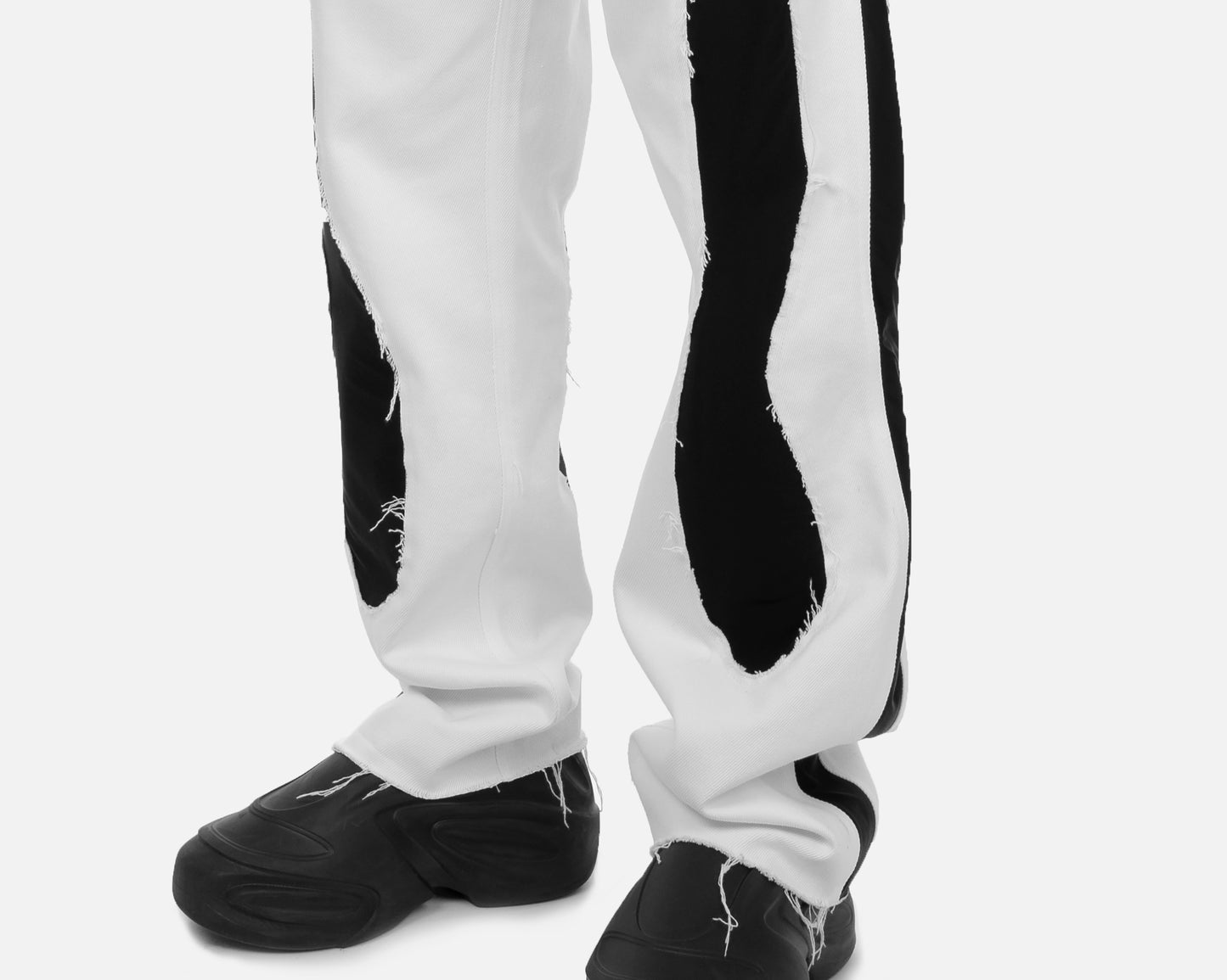 HEAT DENIM JEANS B/W