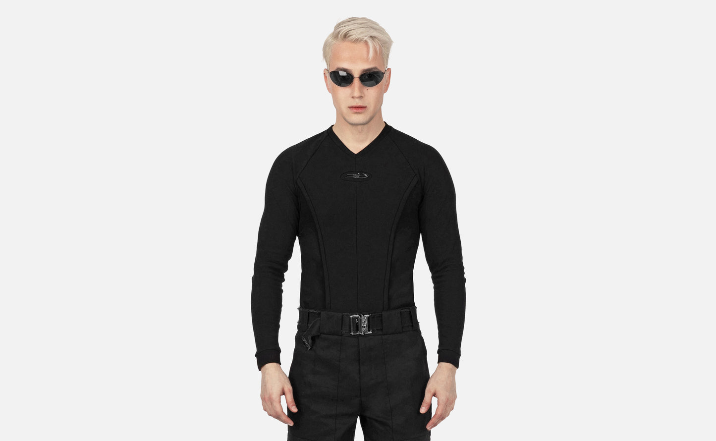 KNIT V-NECK LONGSLEEVE