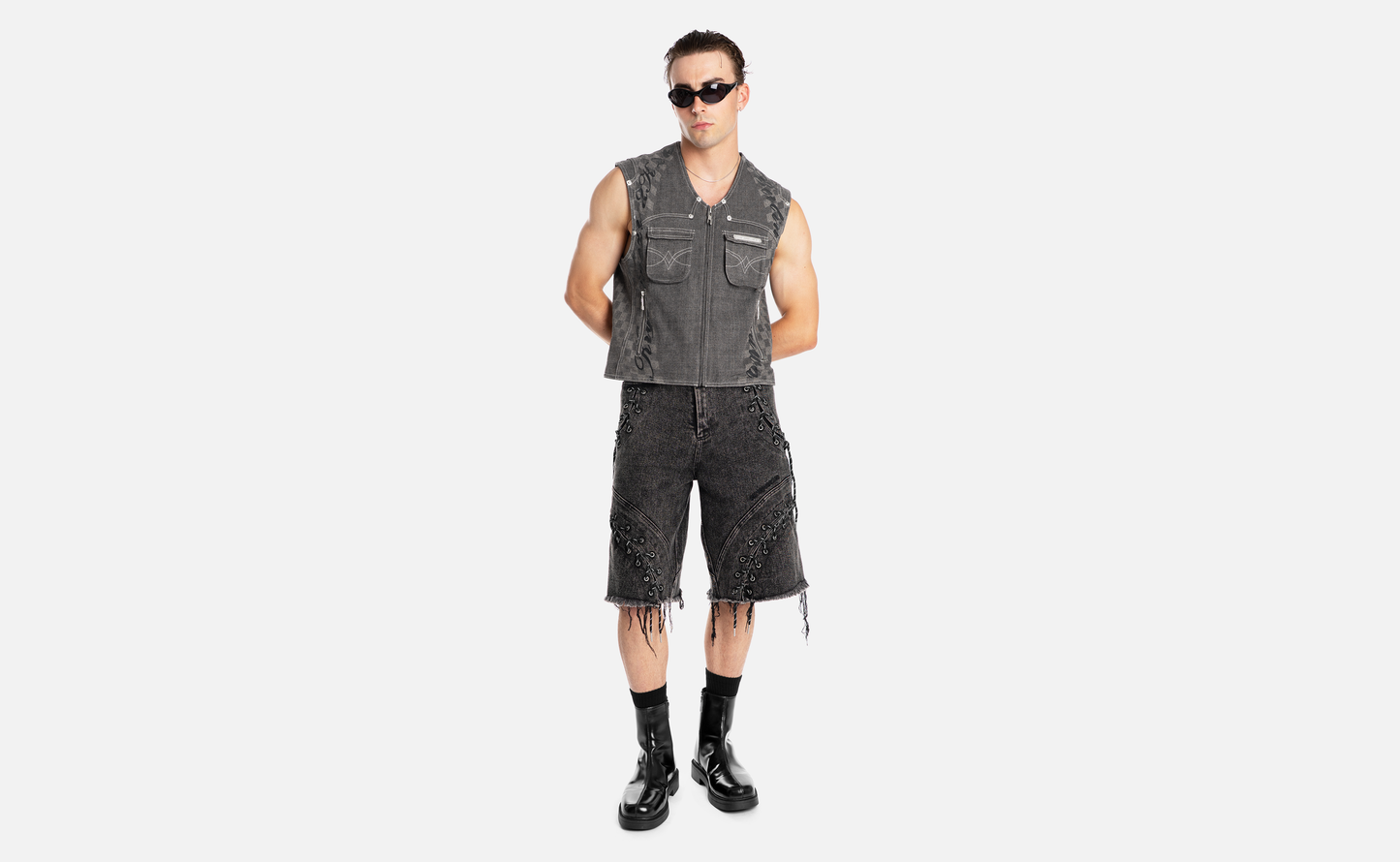 SOUTHERN STROKES SHORTS
