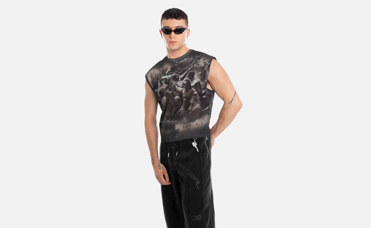 COMMUNITY MUSCLE TOP