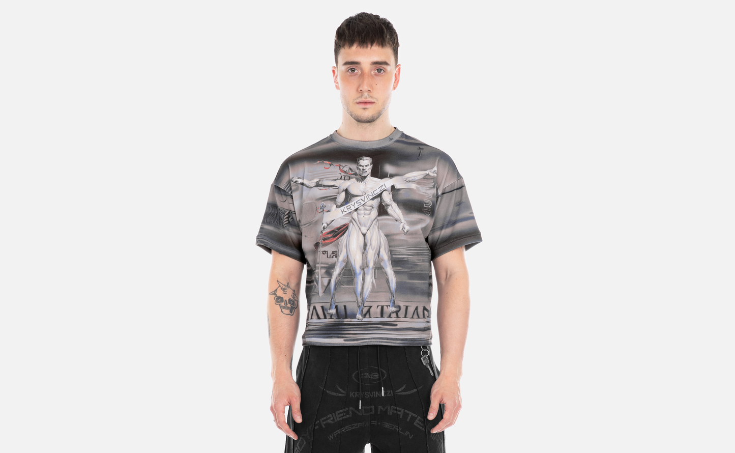 L'UOMO VINCZI T-SHIRT