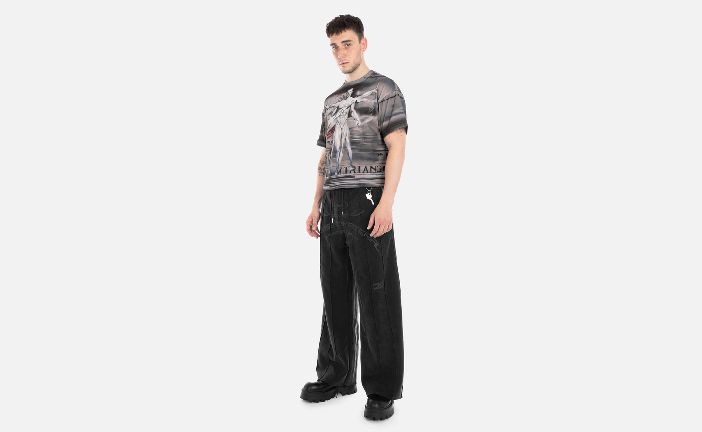L'UOMO VINCZI T-SHIRT