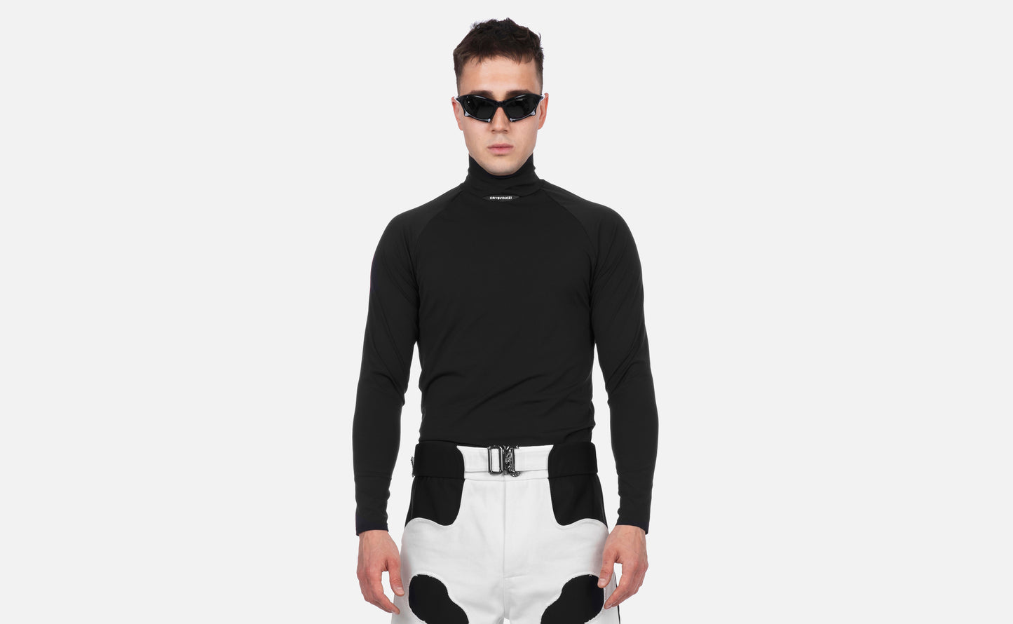 RUNNER TURTLENECK SWEATER