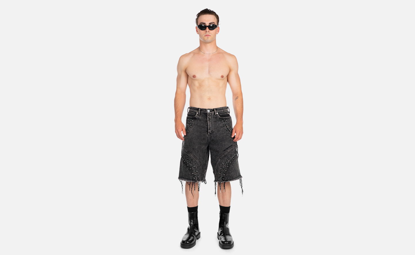 SOUTHERN STROKES SHORTS