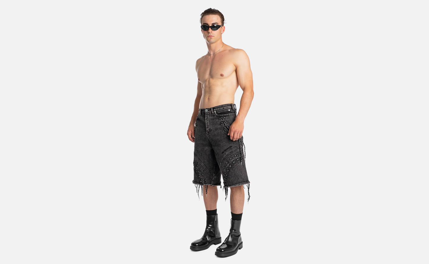 SOUTHERN STROKES SHORTS